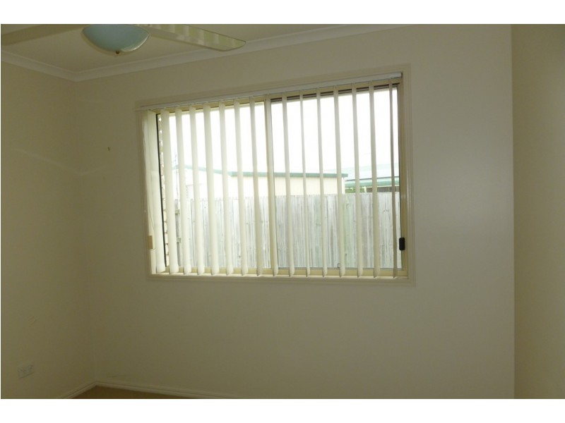 1/40 Wide Bay Drive, Eli Waters QLD 4655