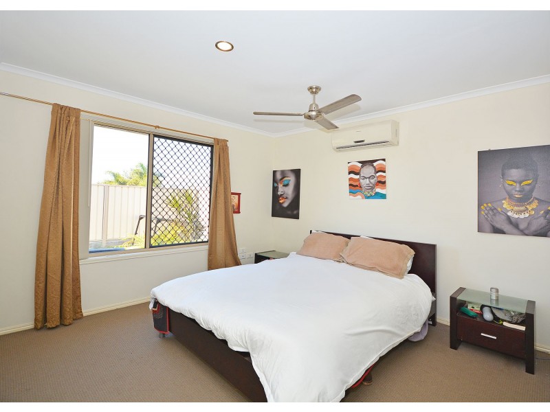 31 Sunny Way, Toogoom QLD 4655