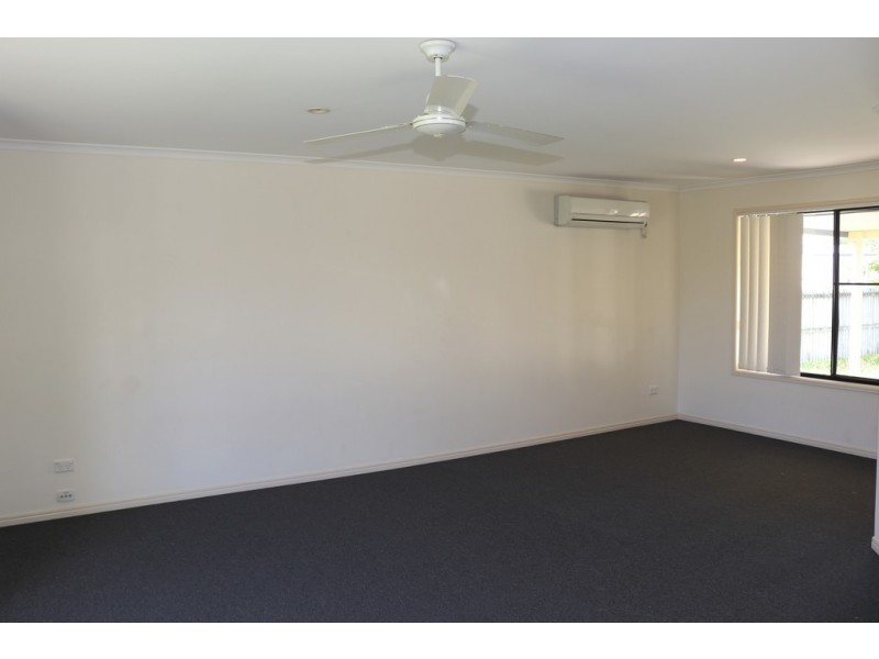 25 Heather Way, Urraween QLD 4655