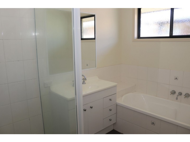 25 Heather Way, Urraween QLD 4655