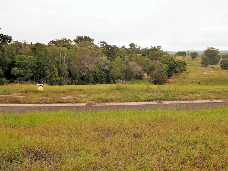10 Woodgate Avenue, Craignish QLD 4655