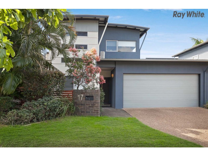 17/80 Moolyyir Street, Urangan QLD 4655