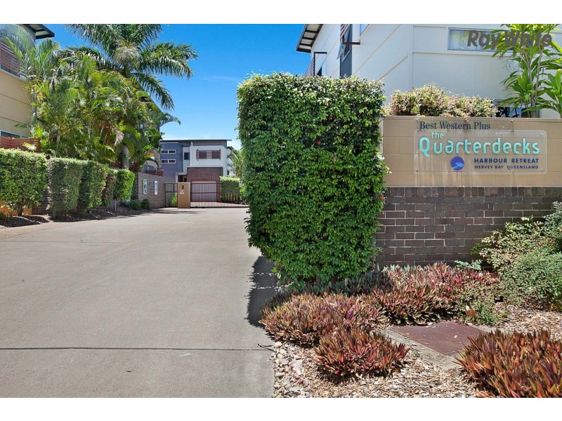 17/80 Moolyyir Street, Urangan QLD 4655