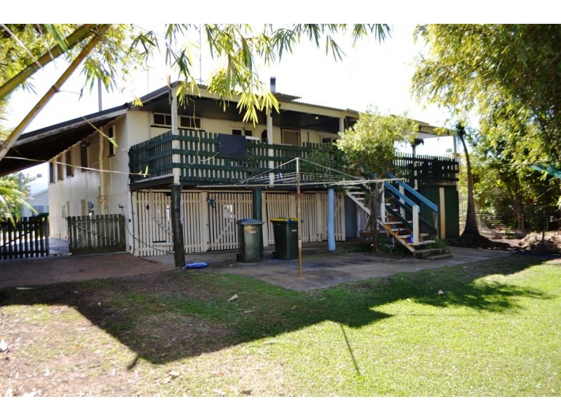 231 Cypress Street, Urangan QLD 4655