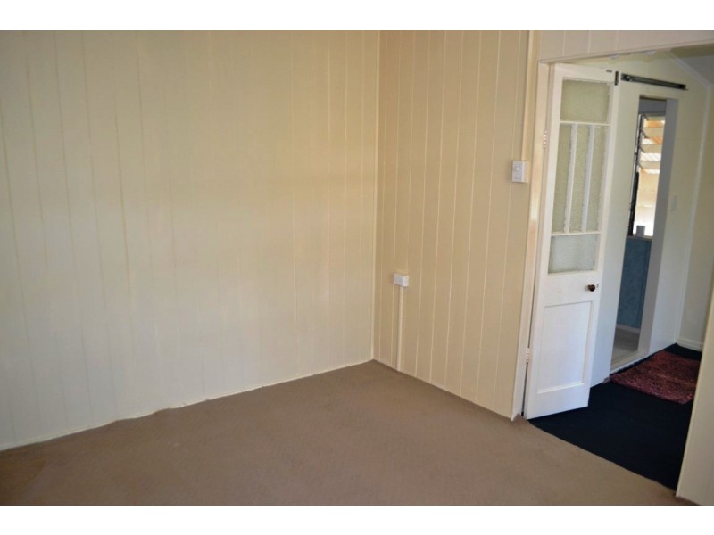 231 Cypress Street, Urangan QLD 4655