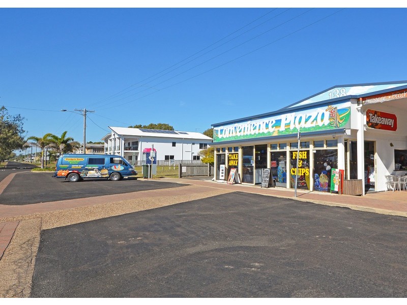138 Esplanade, Woodgate QLD 4660