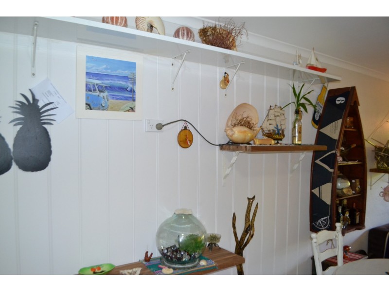 2/1 King Street, Urangan QLD 4655