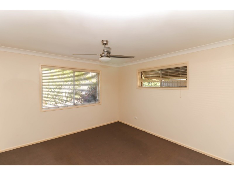 12 Waigani Avenue, Kawungan QLD 4655