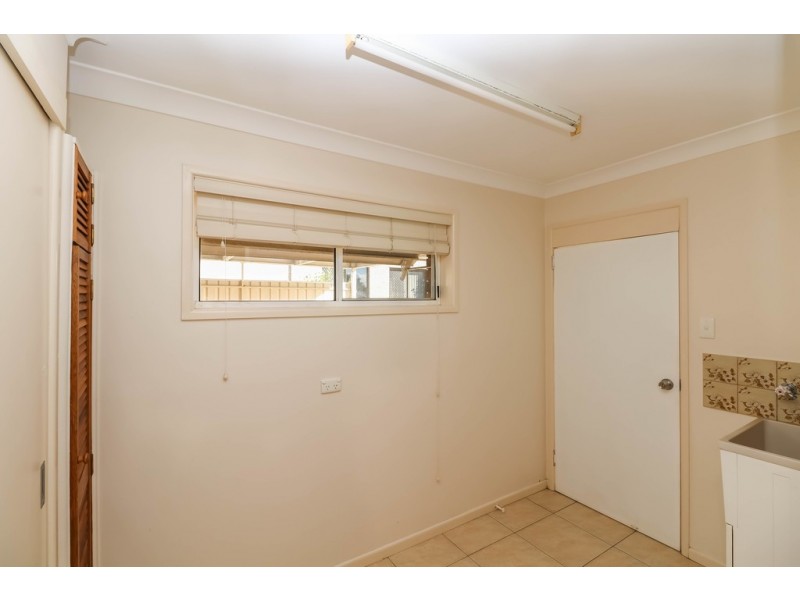 12 Waigani Avenue, Kawungan QLD 4655