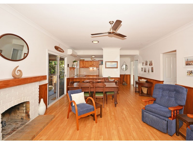 68A Urangan Street, Torquay QLD 4655