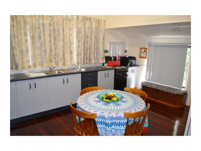 3 Pulgul Street, Urangan QLD 4655