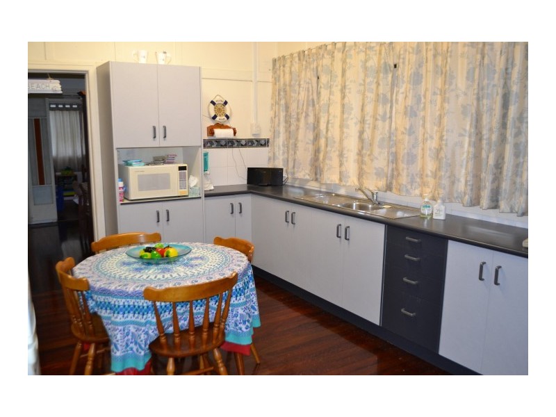 3 Pulgul Street, Urangan QLD 4655