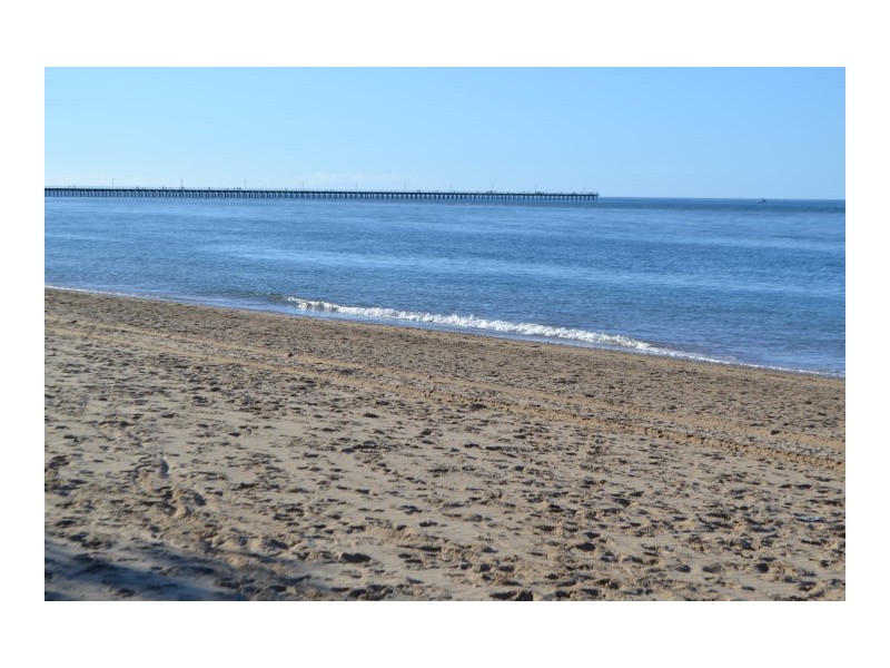 3 Pulgul Street, Urangan QLD 4655