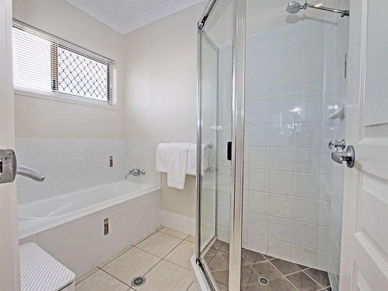 6 Maryborough Hervey Bay Road, Urraween QLD 4655