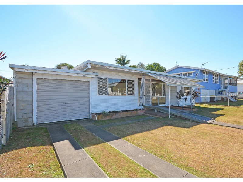 3 Mary Street, Scarness QLD 4655