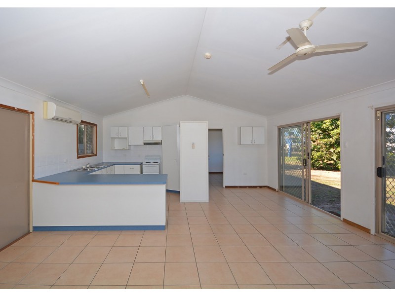 3 Mary Street, Scarness QLD 4655