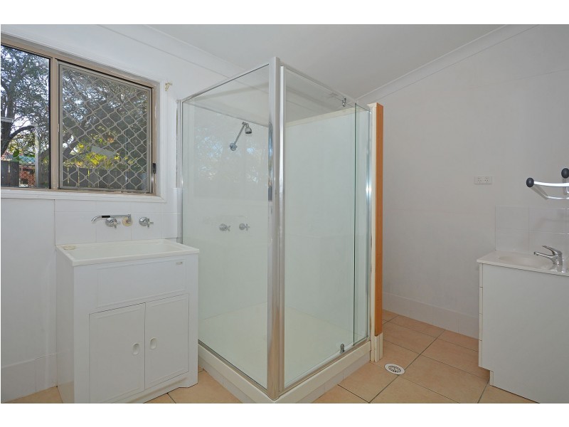 3 Mary Street, Scarness QLD 4655