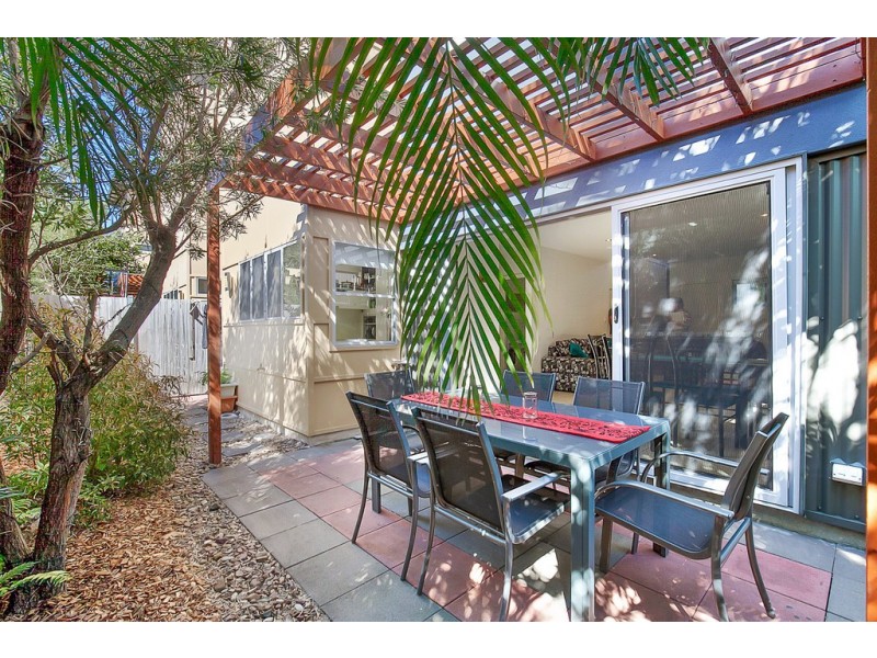 53/80 Moolyyir Street, Urangan QLD 4655