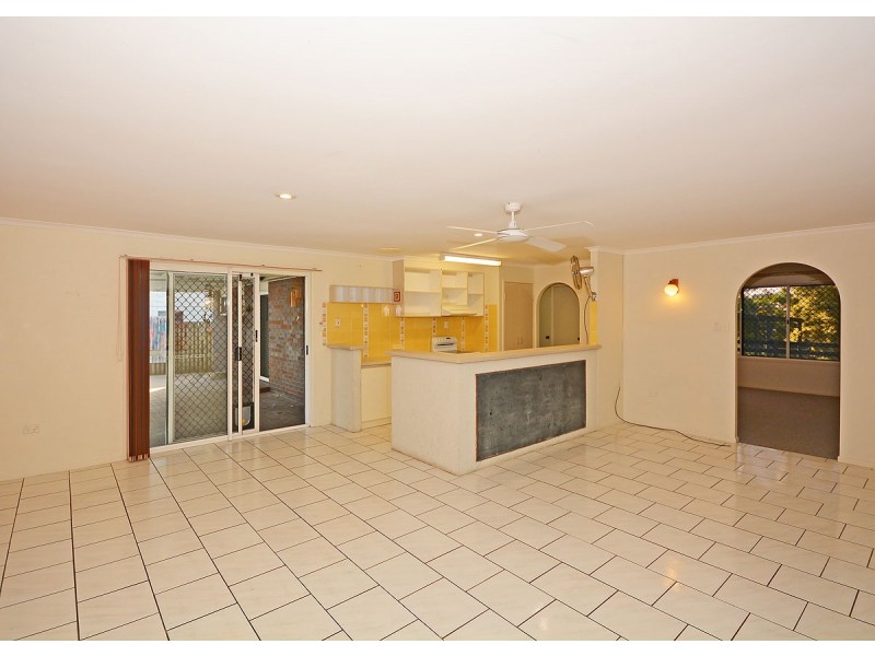 41 Kululu Crescent, Scarness QLD 4655