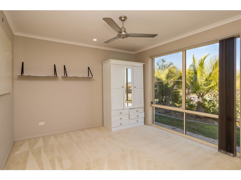 9 Lakeridge Drive, Dundowran QLD 4655