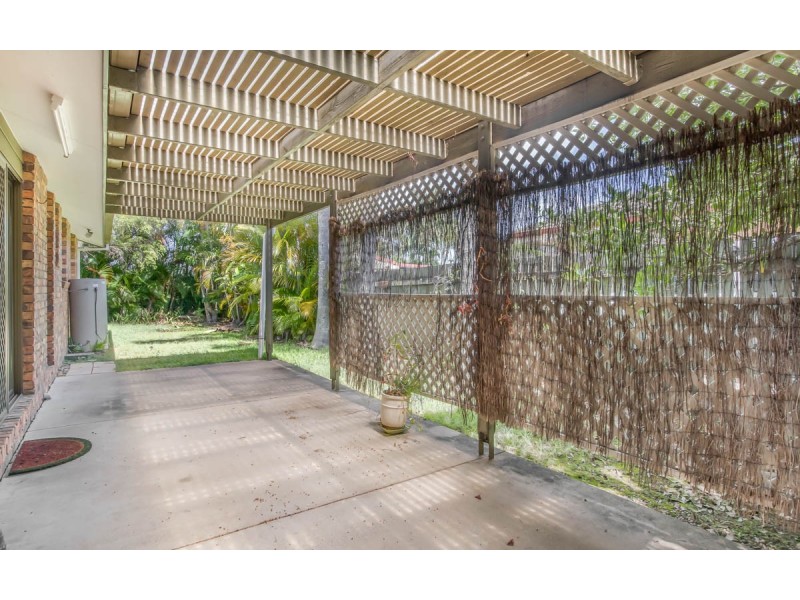 11 Granada Court, Point Vernon QLD 4655