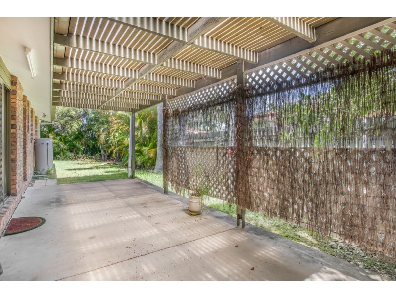 11 Granada Court, Point Vernon QLD 4655