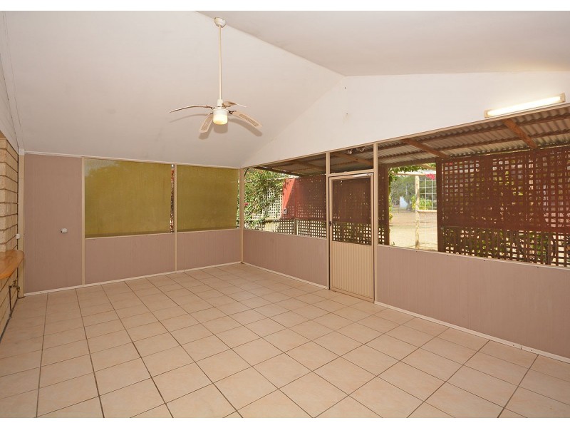 8 Moys Road, Booral QLD 4655