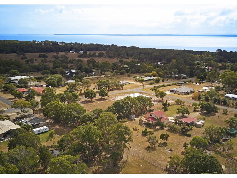 8 Moys Road, Booral QLD 4655