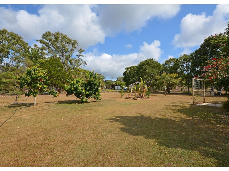 8 Moys Road, Booral QLD 4655