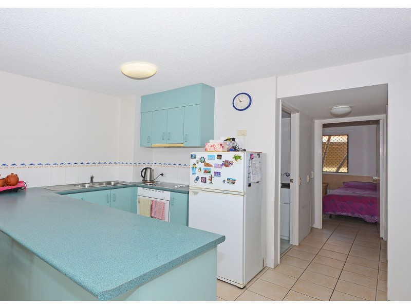 115/17 Buccaneer Drive, Urangan QLD 4655