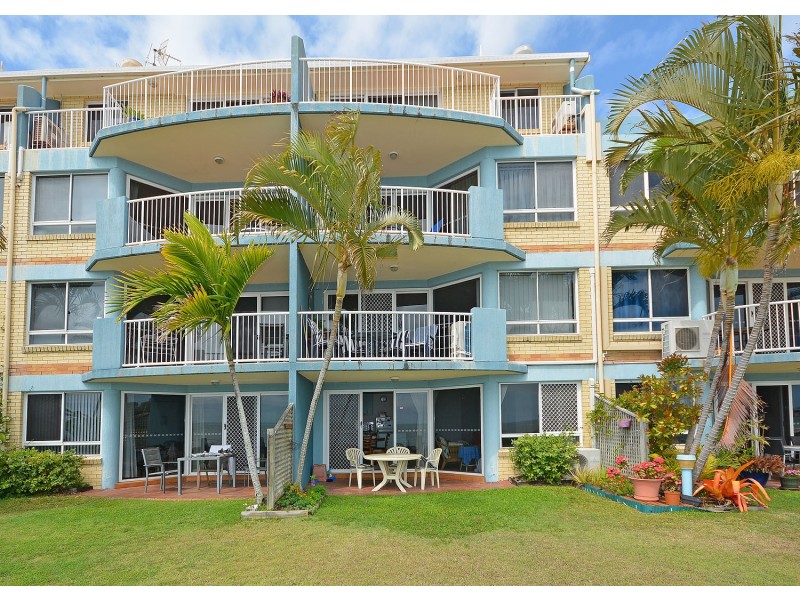 115/17 Buccaneer Drive, Urangan QLD 4655