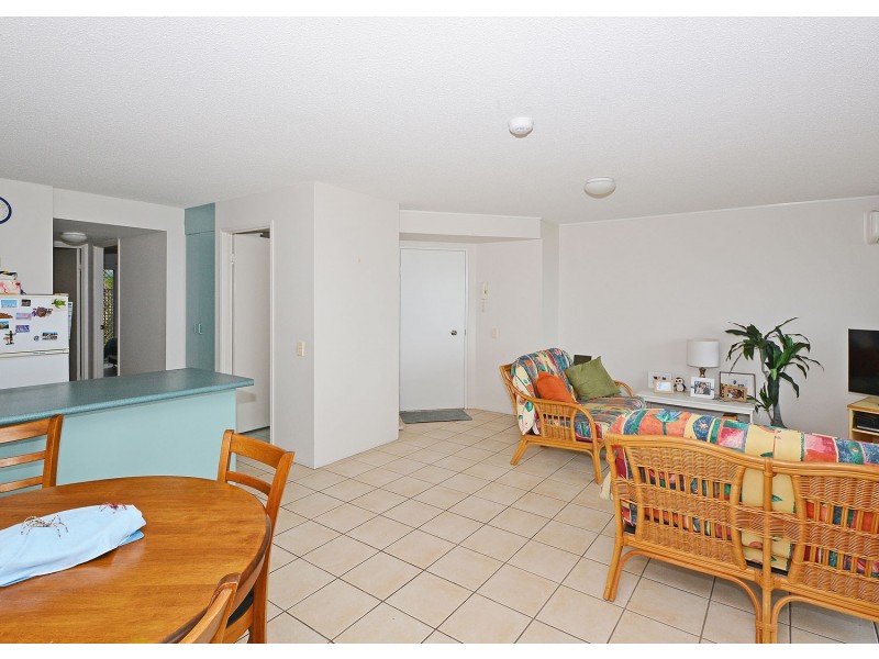 115/17 Buccaneer Drive, Urangan QLD 4655