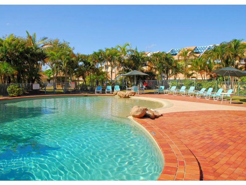 115/17 Buccaneer Drive, Urangan QLD 4655