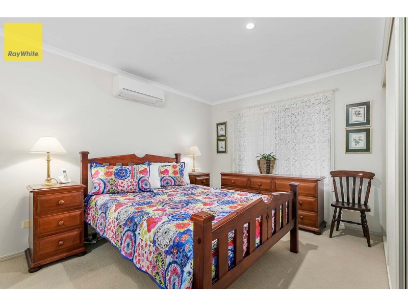 2/111 Ibis Boulevard, Eli Waters QLD 4655