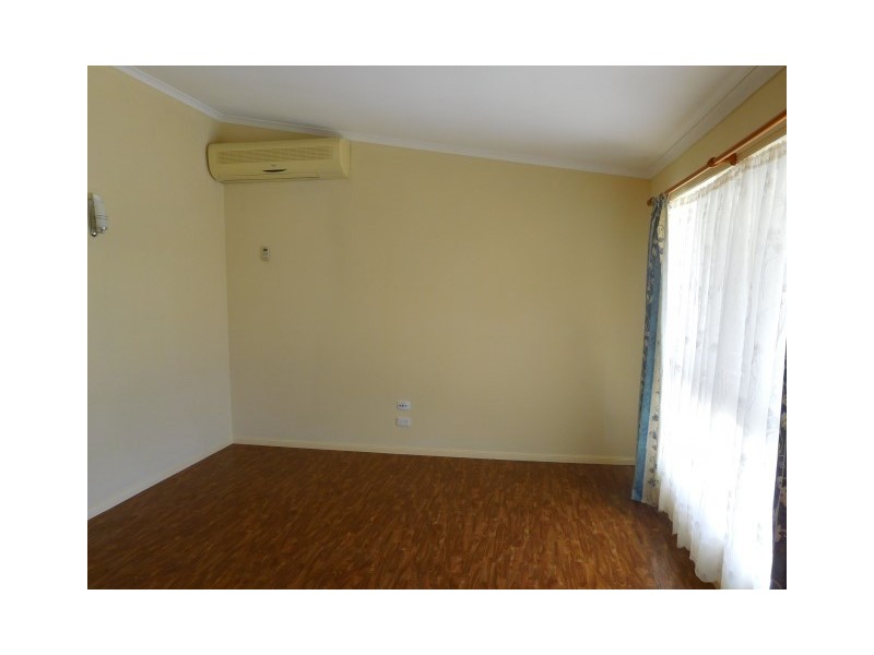 13 Cassandra Crescent, Urangan QLD 4655
