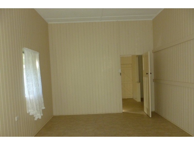 150 Torquay Road, Scarness QLD 4655