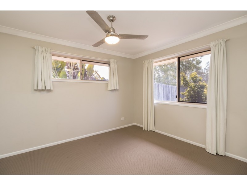 27 Jacobsen Outlook, Kawungan QLD 4655