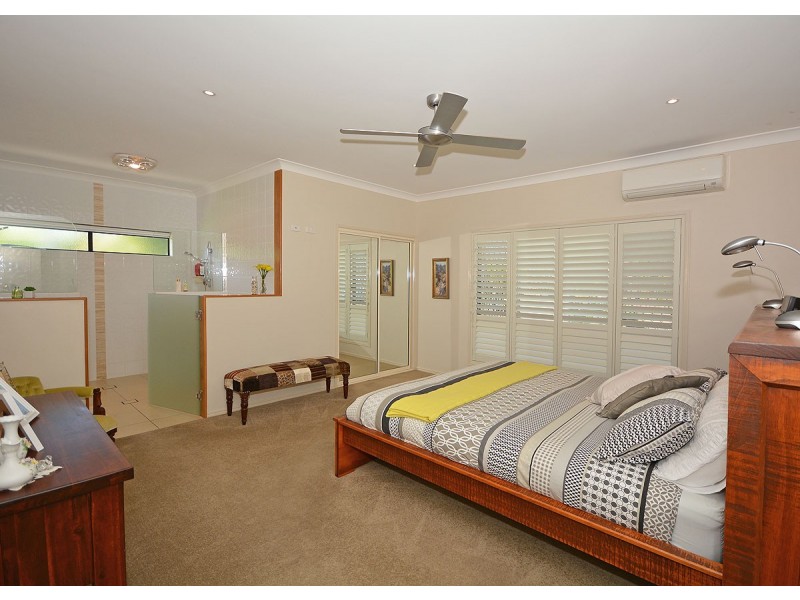 16 Amstal Avenue, Wondunna QLD 4655