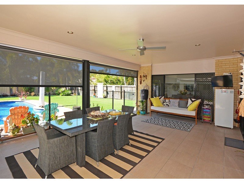 16 Amstal Avenue, Wondunna QLD 4655