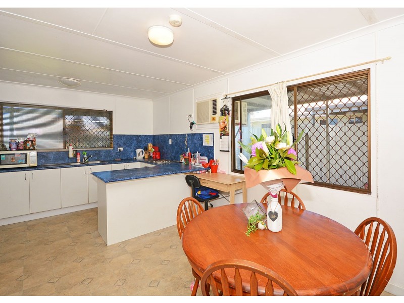89 Pulgul Street, Urangan QLD 4655