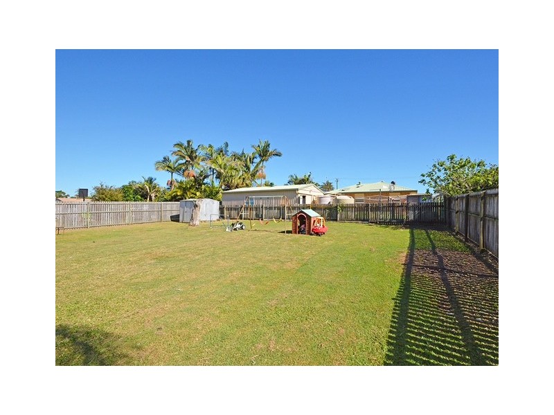89 Pulgul Street, Urangan QLD 4655