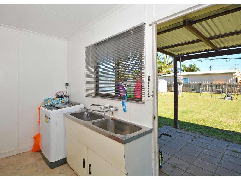 89 Pulgul Street, Urangan QLD 4655