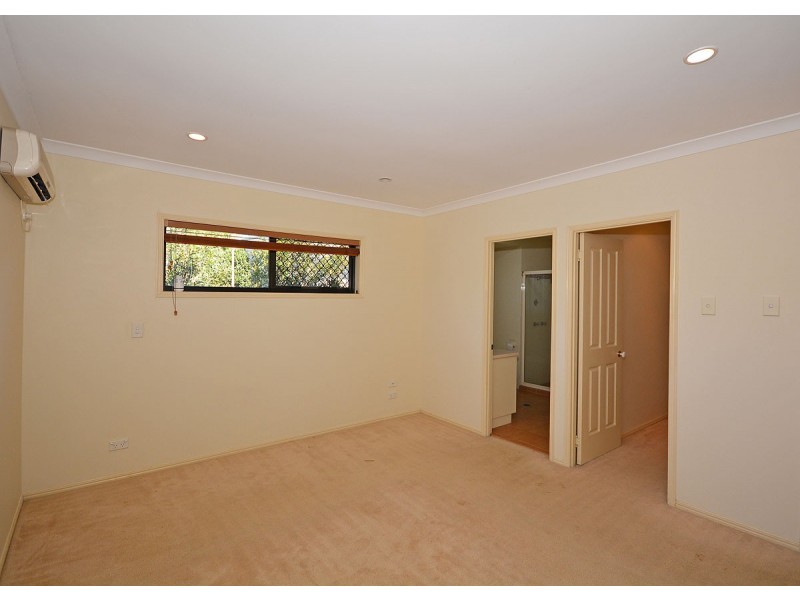 12 Rathdowne Court, Urraween QLD 4655