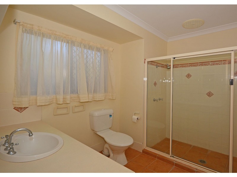 12 Rathdowne Court, Urraween QLD 4655