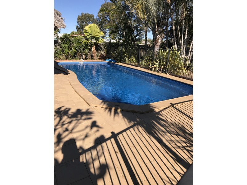 73 Ladbroke Crescent, Urangan QLD 4655