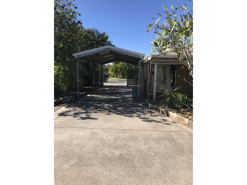 73 Ladbroke Crescent, Urangan QLD 4655