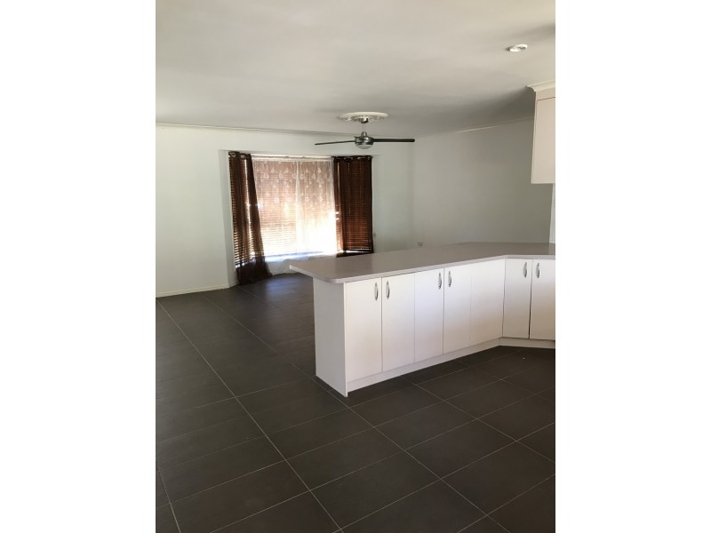 73 Ladbroke Crescent, Urangan QLD 4655