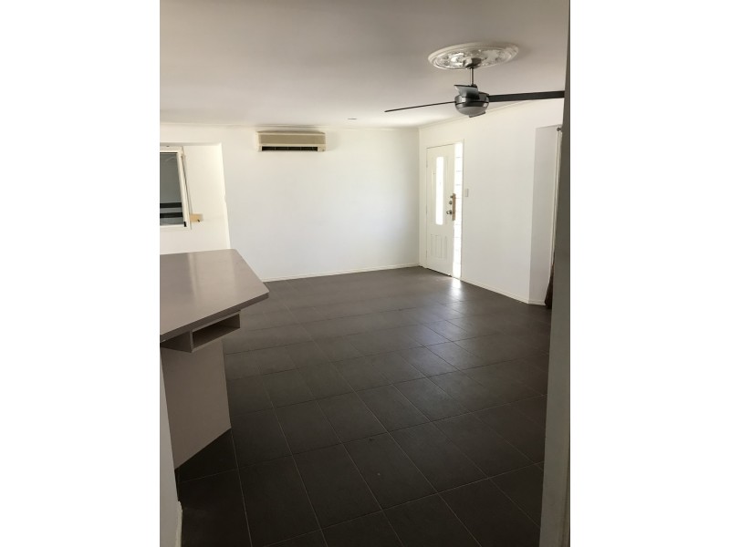 73 Ladbroke Crescent, Urangan QLD 4655