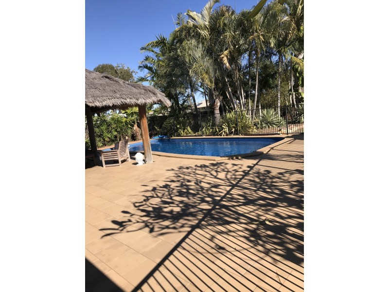 73 Ladbroke Crescent, Urangan QLD 4655