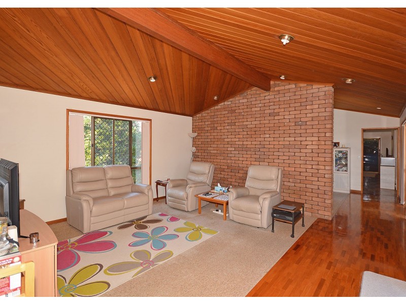 71 Hillcrest Avenue, Scarness QLD 4655